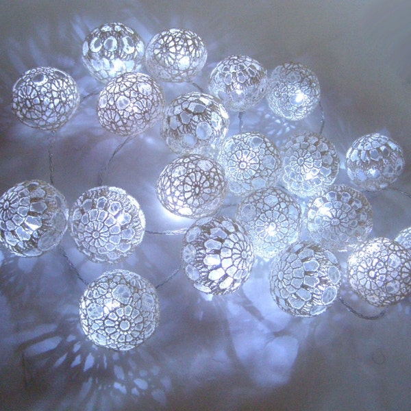 String Lights Fairy lights Christmas lights Bedroom lighting Party Lighting 20 White Lace Crochet balls Night lights garland lights