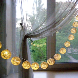 Fairy Lights, String Lights, Christmas Lights, Night LED Lighting, Bedroom Decor lamps, 20 Lace Crocheted balls, garland light