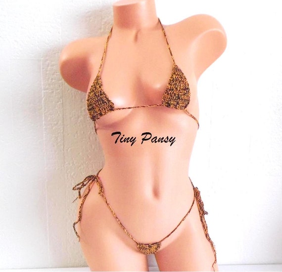 Pussy Peek A Boo