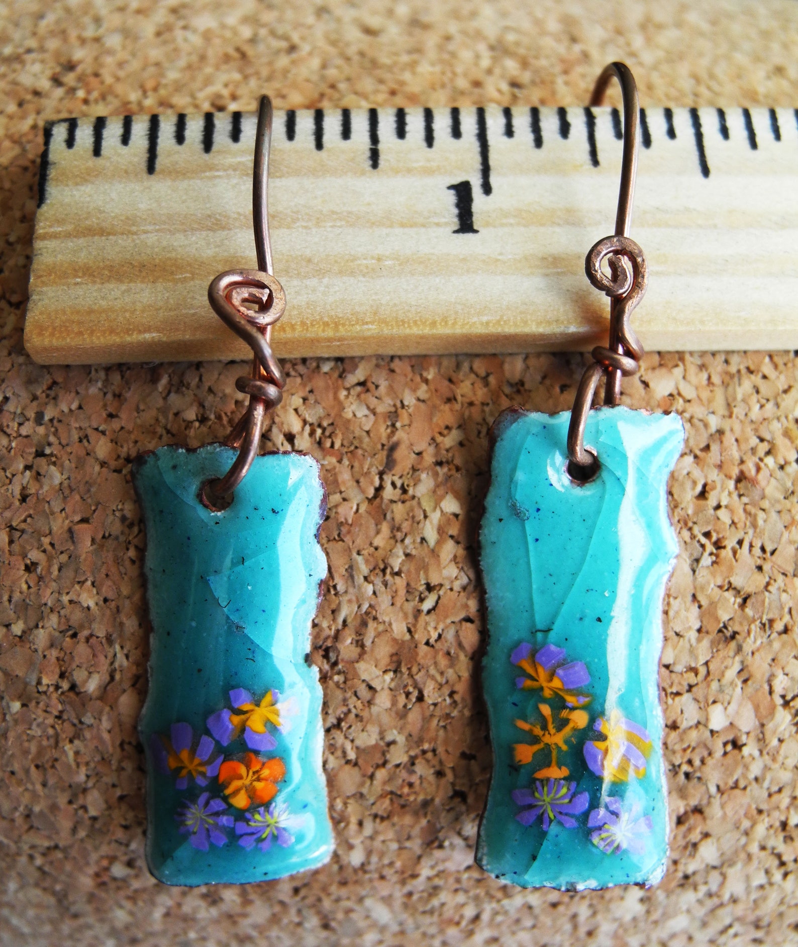 Seafoam Grüne Glas Emaille Kupfer Ohrringe verziert mit lila | Etsy