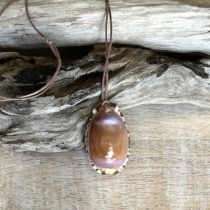 Shell Pendant Necklace, Natural Seashell Jewelry, Boho Beach Necklace, Coastal Gift for Her, Mermaid Necklace, Adjustable Cotton Cord.