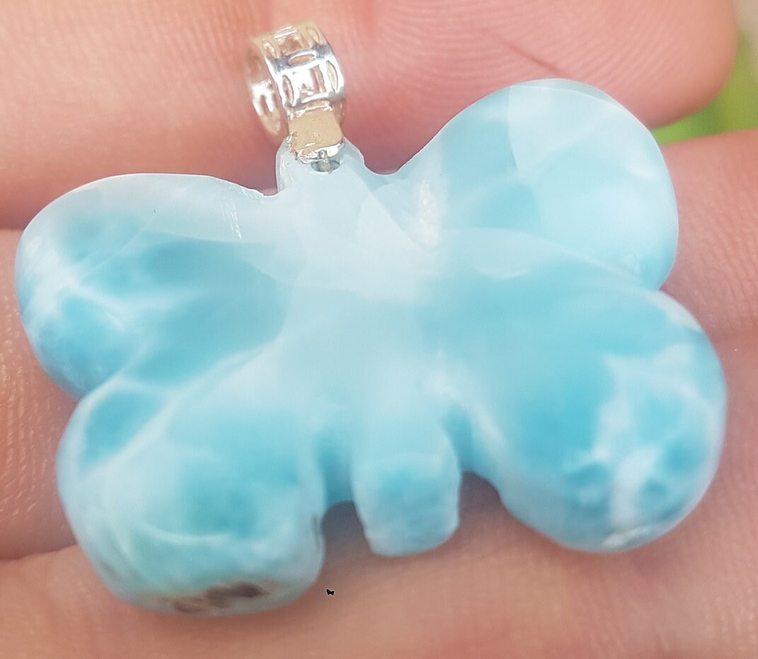 larimarページ Great Blue Larimar Carved BUTTERFLY Gemstone 925 Sterling