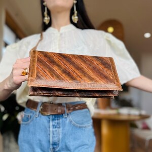 VintageVintage Genuine Snakeskin Clutch Bag | Brown Python Leather 70s Shoulder Purse | Exotic Statement Handbag Retro Evening Bag