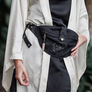 Sac banane noir Sac banane en toile Pochette ceinture bohème Sac banane Sac banane pour femme Sac banane végétalien Sac banane