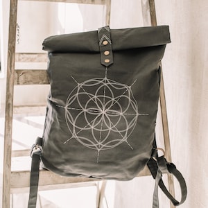 Großer Roll Top Rucksack ∆ Boho Reisetasche Frauen ∆ Blume des Lebens Laptop Rucksack ∆ Navajo Stiches Unisex Baumwoll Canvas Rucksack