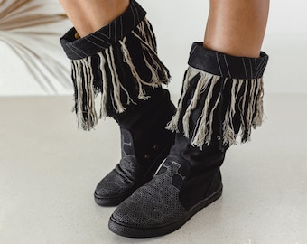 Black Boho Shoes Women ∆ Vegan Boots ∆ Festival Hippie Shoes ∆ Cowboy Western Cotton Canvas Shoes ∆ Linen Fringe Goa Gypsy Boots / Black