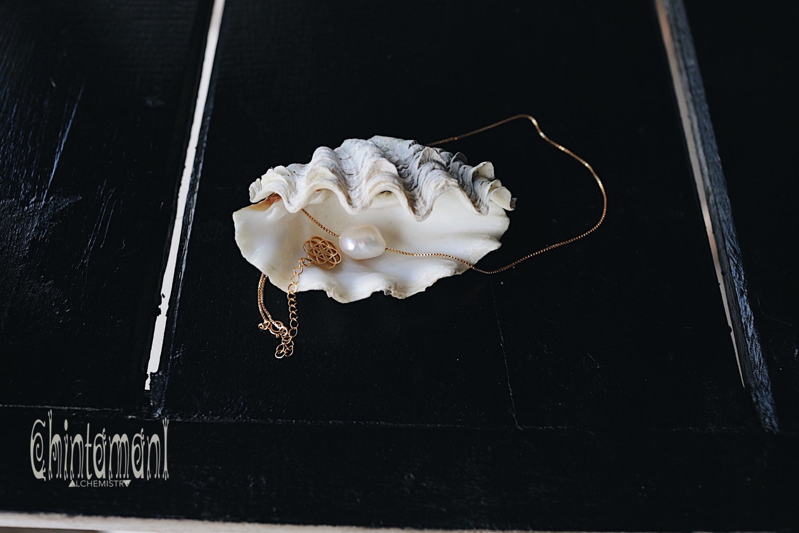 Baroque Pearl Duet Necklace & Hatband - Medium