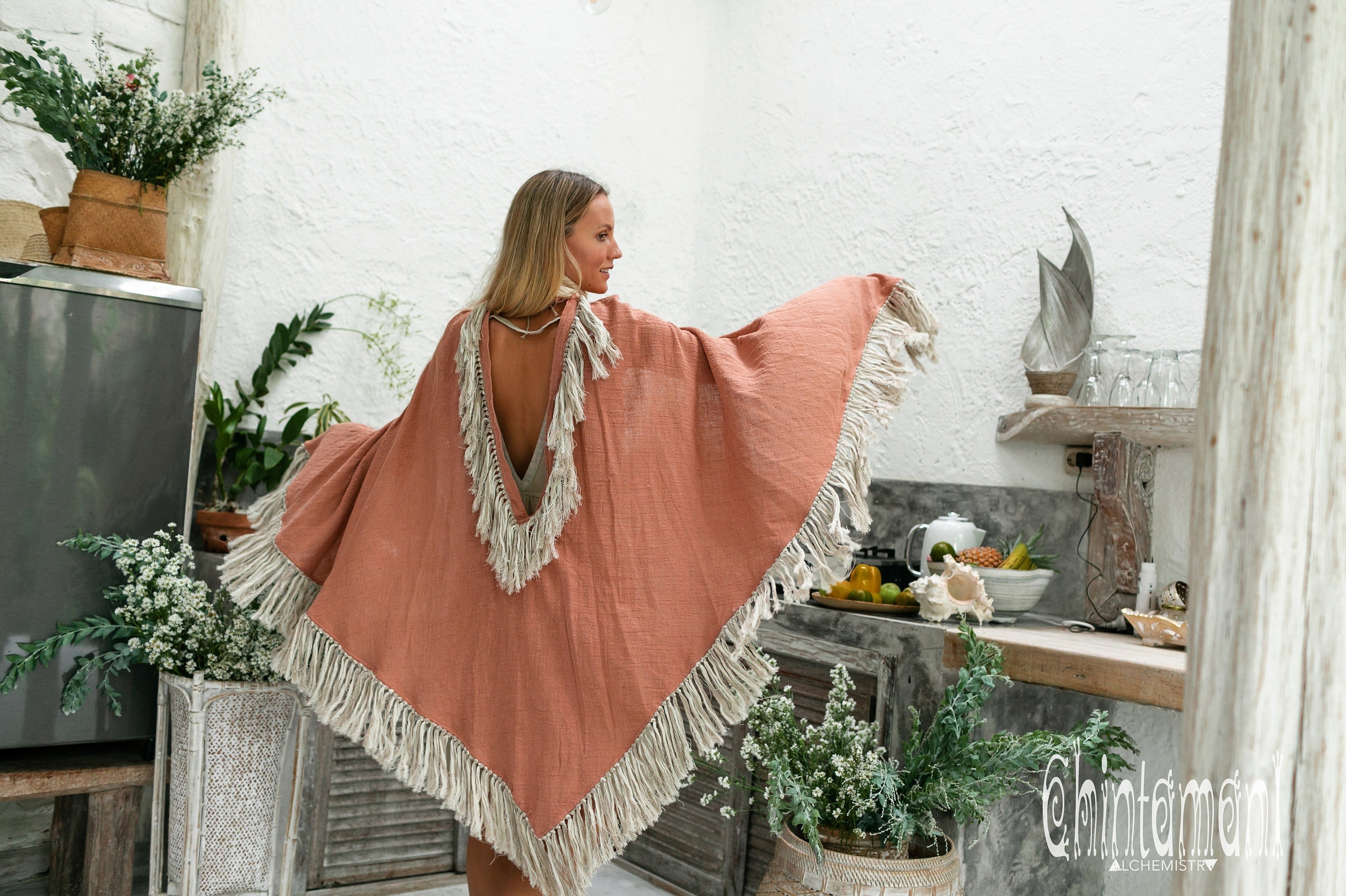 SUFCOMOU Poncho Hooded Shawl Wrap Women Cape Winter Faux Fur