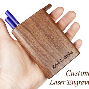 Scatola di sigarette in legno di noce personalizzata per sigarette 7X, custodia per carte, custodia svuotata CNC con coperchio scorrevole e incisione personalizzata del nome