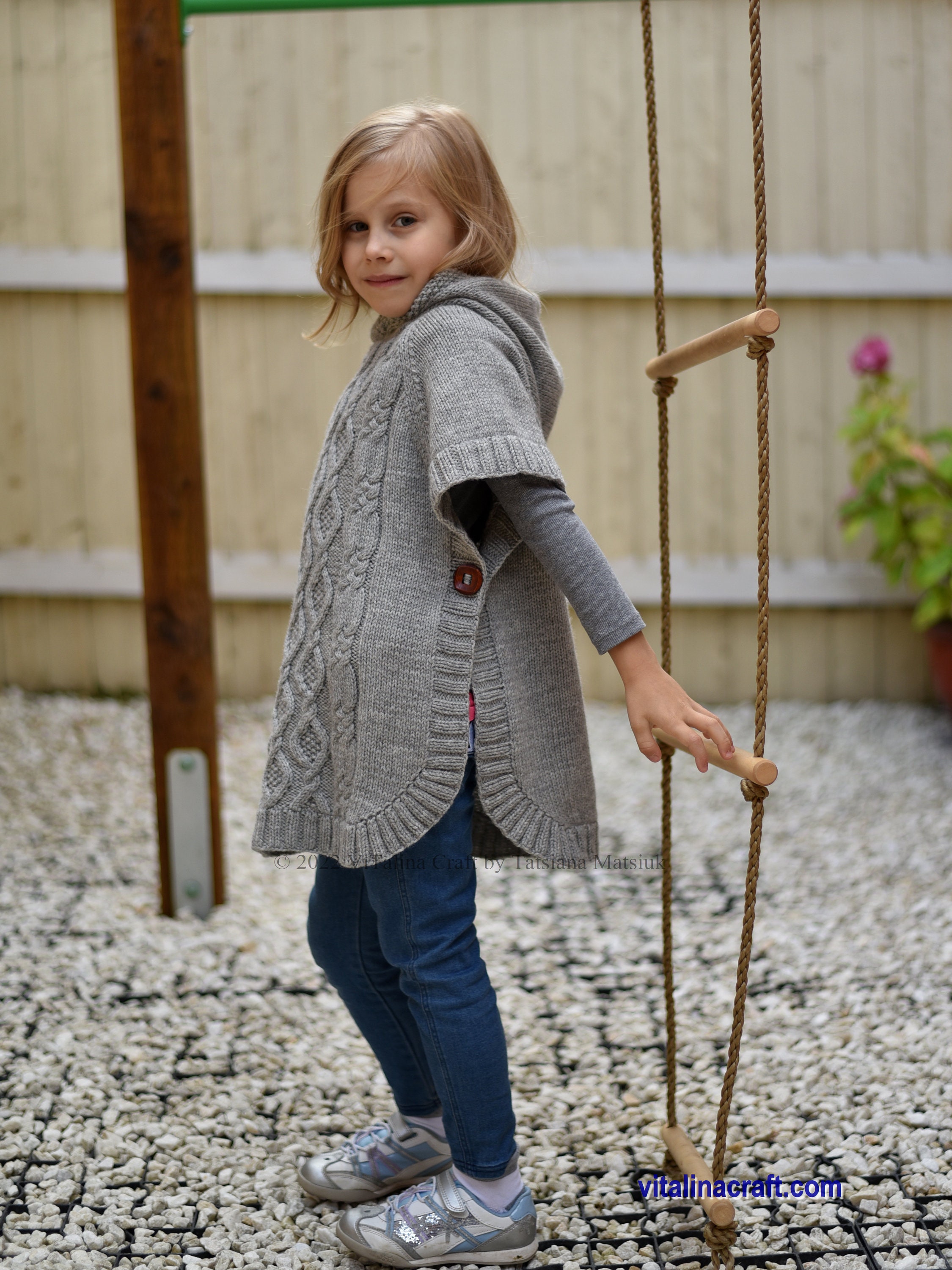 Knitting Pattern Saunter Poncho child and Teen Sizes - Etsy UK