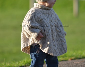 Mariposa Poncho – Premier Yarns