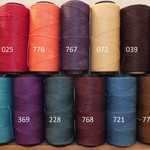 7 rouleaux de fil polyester ciré, 7 x 168 m