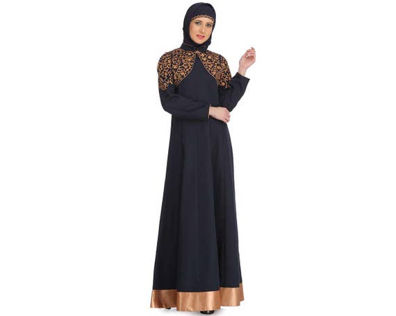 simple and stylish gown