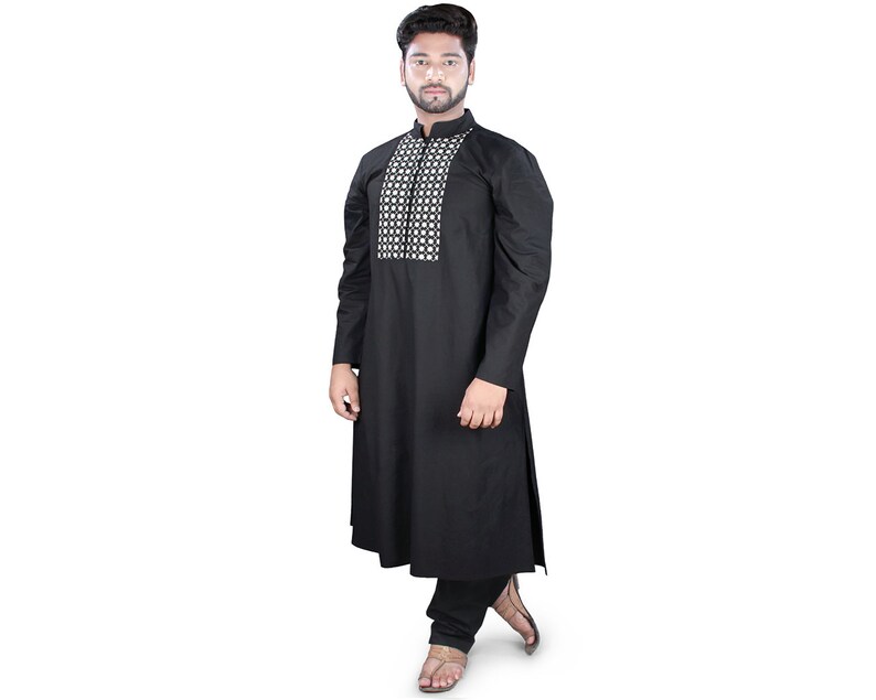 How Do Muslim Men Dress