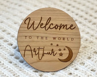 Personalised Baby Arrival Sign - Moon and Stars Sign - Baby name Sign - Welcome to the World - Personalised Baby Arrival Prop - Social Media