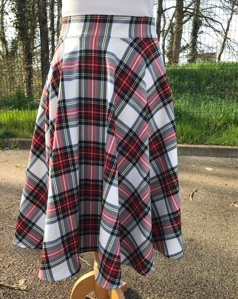 Red and white tartan skirt / Scottish fabric skirt / vintage retro style skirt / hand-stitched circle skirt / rockabilly skirt image 1