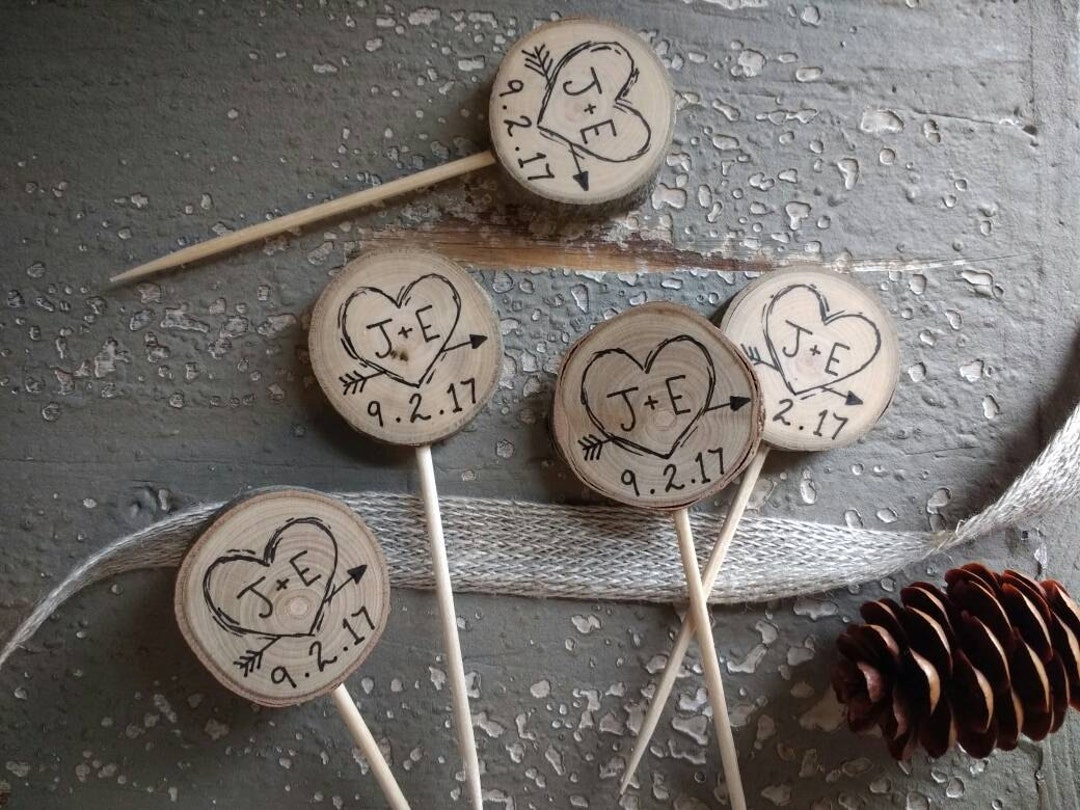 Rustic Wedding Cupcake Toppers, Custom Initials & Date - Etsy