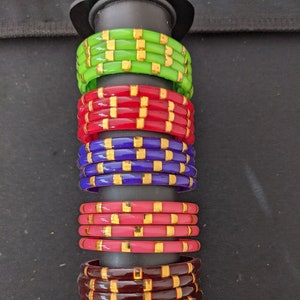 Toddler Kids Shiny Plastic Bangles with gold line / Set of 4 Bangles / Colorful Bangles / Indian Bangles / Bangle Bracelet / Kids Bangles