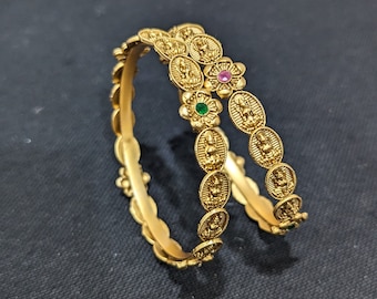 Goddess Lakshmi Bangles / Indian Bangles / Traditional Jewelry / Pair Bangles / Antique matte Gold plated Bangles /  Women Bangle Bracelet