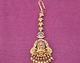 D2 - Goddess Lakshmi Tikka - Antique Gold plated kemp stone Traditional Maang Tikka / Nethi Chutti / Papidi billa / South Indian Tikka