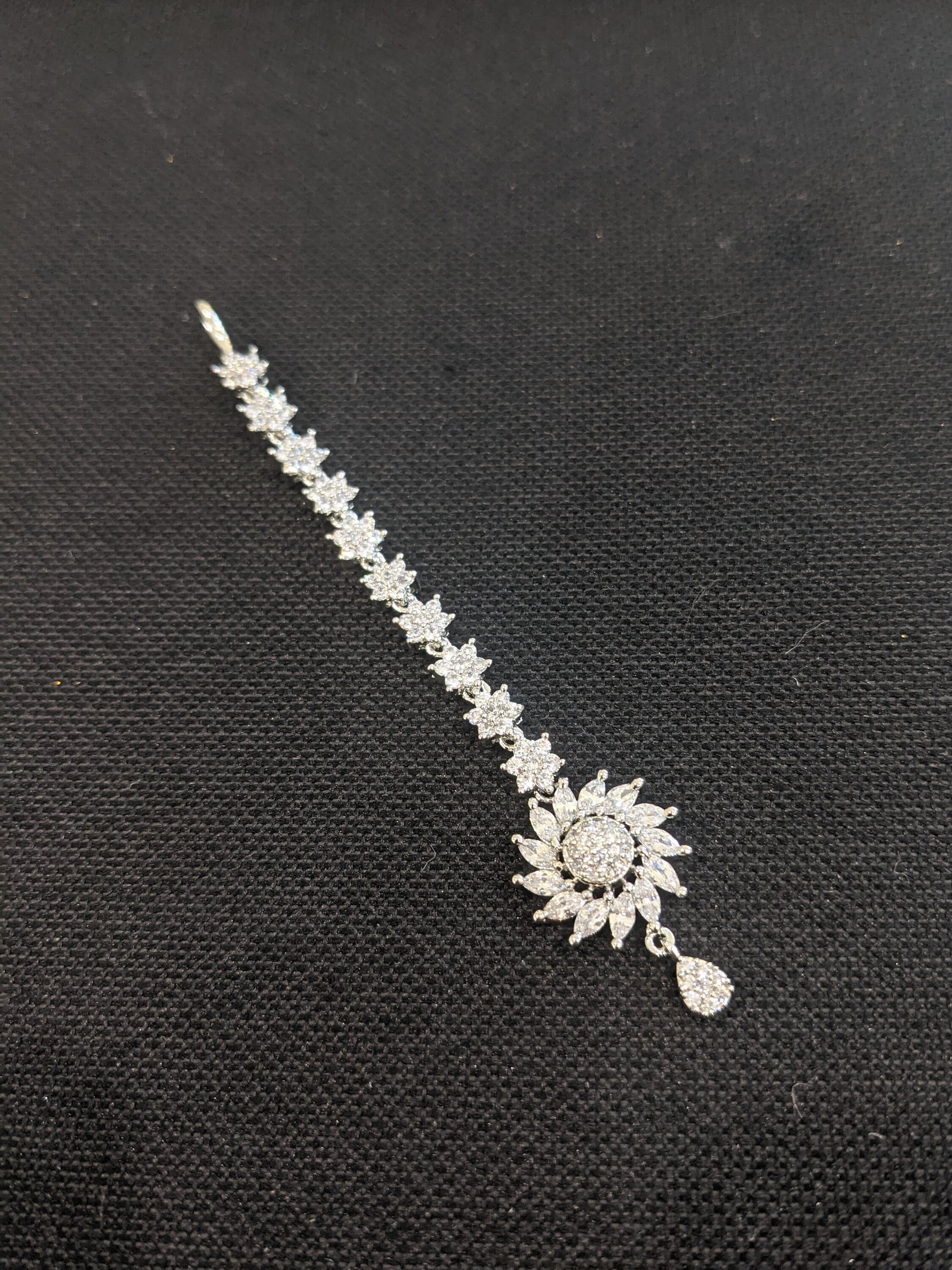Cz maang tikka clearance