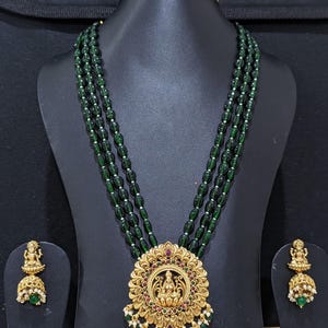 Green bead Set / Kemp Necklace Set / 3 stranded bead Set / Indian Jewelry Set / Bridal Wear Set / Designer Lakshmi ji Pendant set Grand Haar
