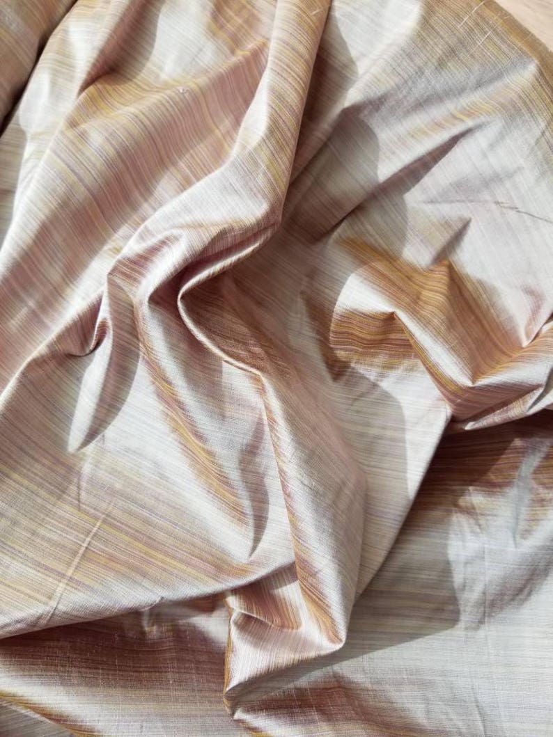 Iridescent Pale Mauve Silk Shantung 54