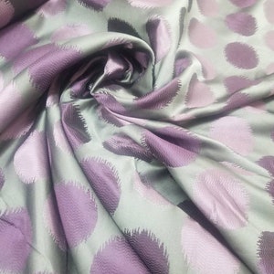 Damask brocade jacquard fabric 110 inches wide. Usable for apparel,accessories, and interior designing..