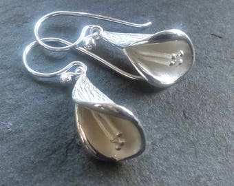 Silver Lily Flower Earrings, Sterling Silver Earrings, Silver Dangle Earrings, Real Silver Earrings, Calla Lily Earrings, 925 Earrings