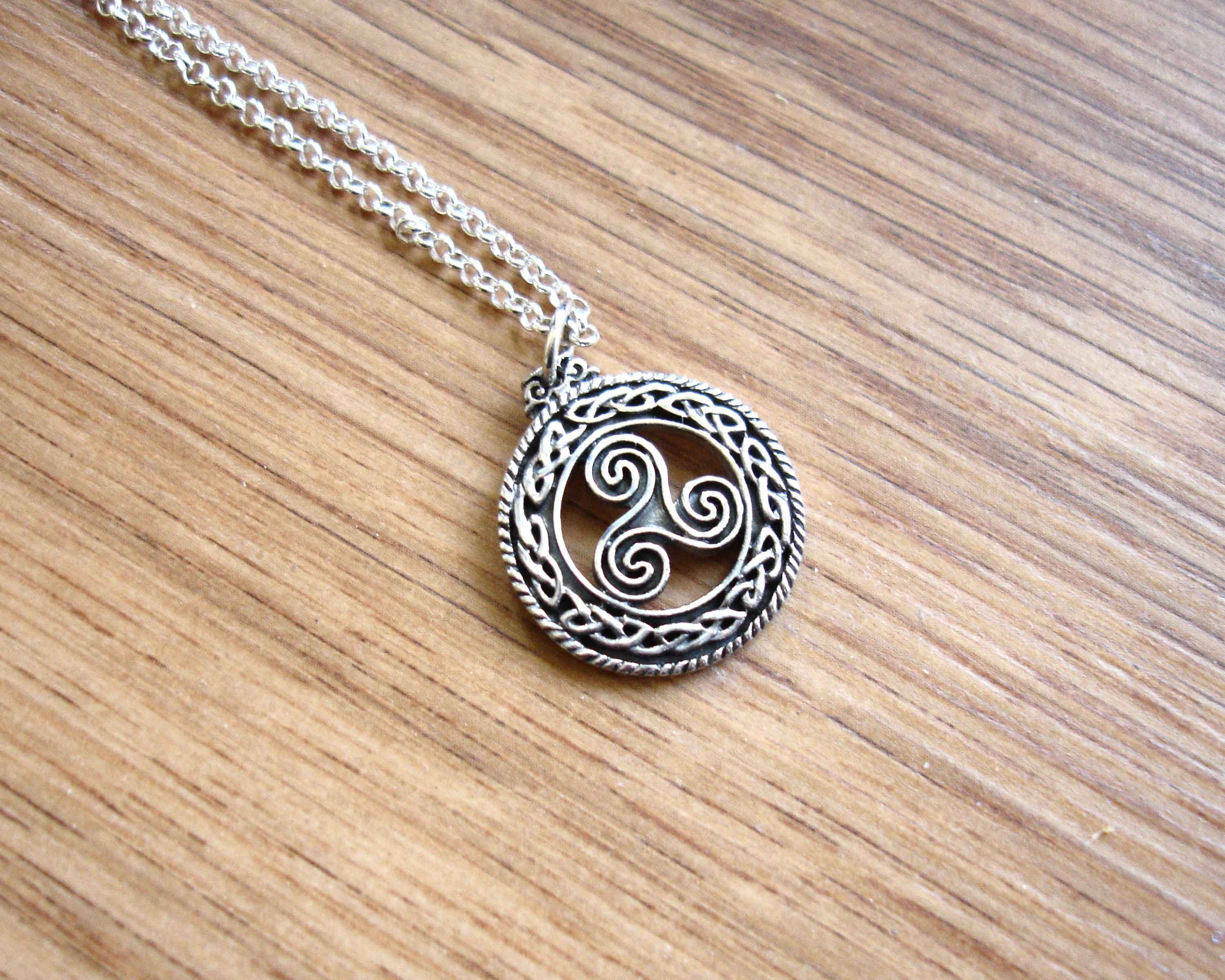 1 1/4 inch Long Sterling Silver Genuine Gemstone Celtic Triskelion Pendant Flawless Finish 1 1/4 inch Long Sterling Silver Genuine Gemstone Celtic Triskelion Pendant Flawless Finish