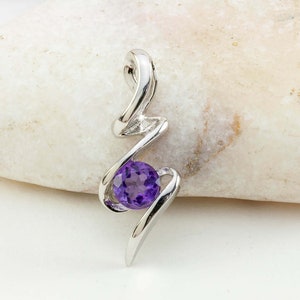 Sterling Silver Purple Amethyst Squiggle Pendant, 925 Silver Pendant, GemstoneJewelry, Birthday Gift for Her, February Birthstone image 2