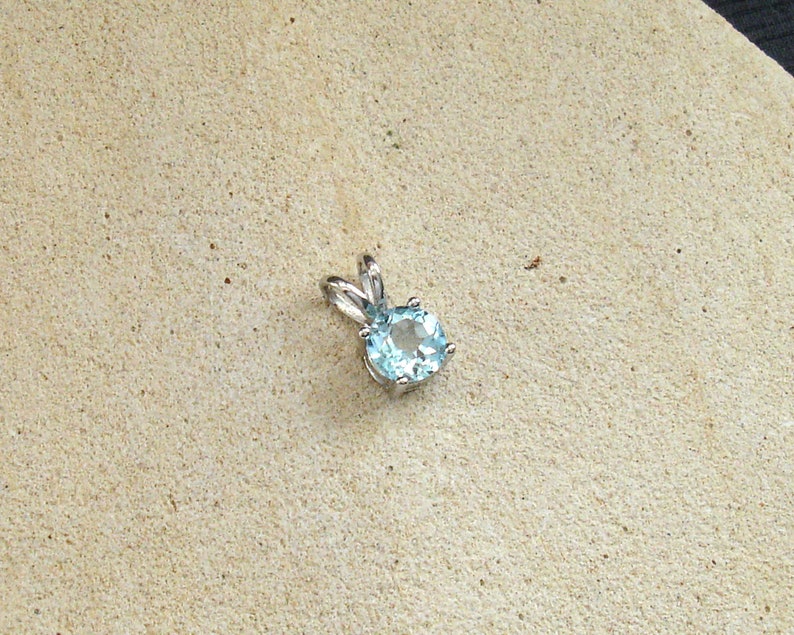 Small Sterling Silver Sky Blue Topaz Round Solitaire Pendant, Minimalist Blue Topaz Jewelry, December Birthstone image 4