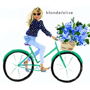 K&ouml;nnte beinhalten: Aquarellillustration einer Person, die ein gr&uuml;nes Fahrrad mit einem Korb voller blauer Blumen f&auml;hrt. Die Person tr&auml;gt ein marineblaues Polka-Dot-Hemd, hellblaue Jeans und eine Sonnenbrille. Der Text im Bild lautet "blonde/olive".