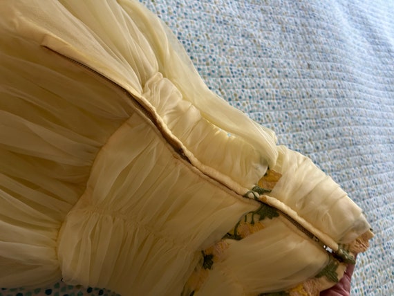 1950's Yellow Taffeta Prom Dress - image 9