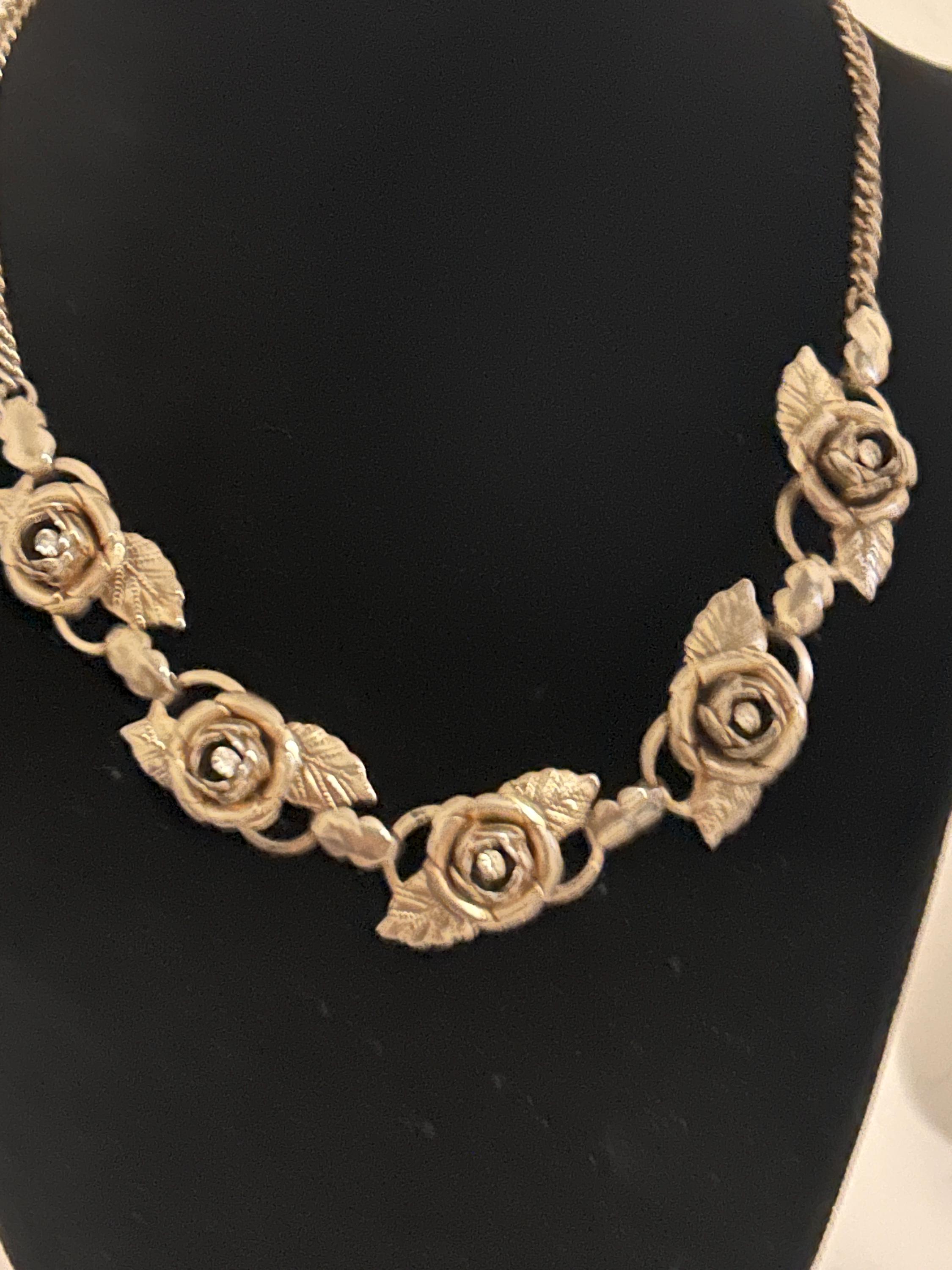 Vintage Rose and Rhinestone Necklace - Etsy