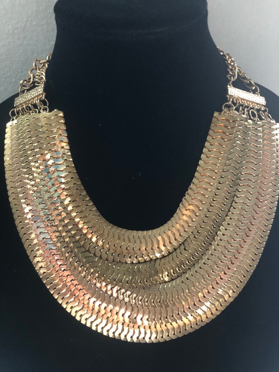 Gold shimmer Necklace