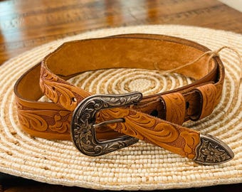 Vintage Western Tooled Leather Belt