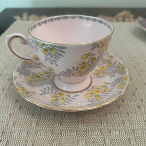 English Bone China Tea cup and Saucer