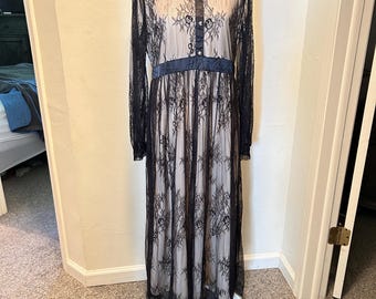 Black Lace Vintage Maxi Dress
