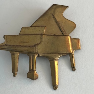Baby Grand Piano Brooch