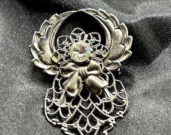 Silver Angel Pin