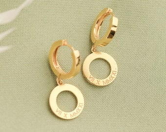 Engraved Roman Numeral Earrings - Custom Hoop Earrings - Personalized Huggie Earrings - Minimalist Earrings - Modern Design Earrings F31