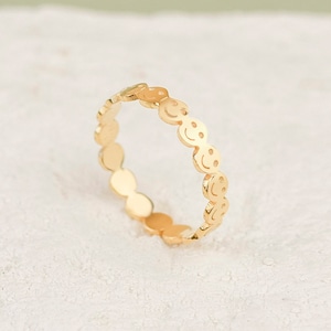 Gold Smiley Face Ring - Happy Face Ring - Happy Smiling Face Ring - Gold Emoji Ring - Minimalist Ring - Birthday Gift