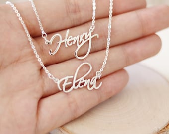 Collier de deux noms, collier de 2 noms, collier double nom de chaîne, collier de nom personnalisé superposé, collier de nom délicat, cadeau d’anniversaire