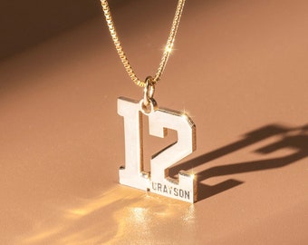 Collier numéro personnalisé avec nom - Collier baseball numéro - Numéro de basket-ball personnalisé dans une chaîne - Bijoux de sport - Cadeau pour enfant