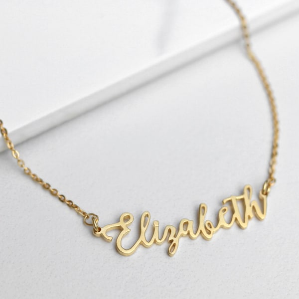 collar con nombre moderno - collar con nombre - collar con letras - collar de boda - collar con fuente moderna - collar con nombre caligráfico