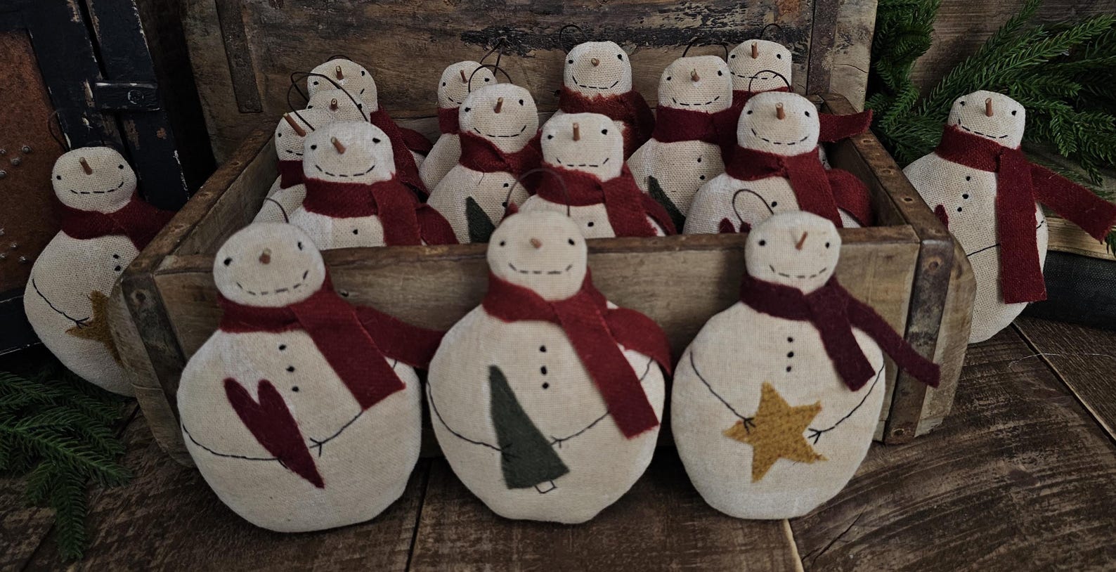 Snowman Types Primitive Snowman Ornament - Folk Art Snowman Christmas Tree Ornament ...