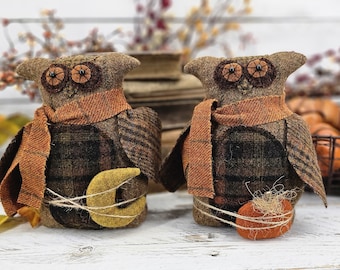 Fall Owl Shelf Sitter Autumn Wool Owl Tiered Tray Decor Owl Accent Primitive Farmhouse Owl Fall Owl Decoration Fall Home Décor Lodge Owl