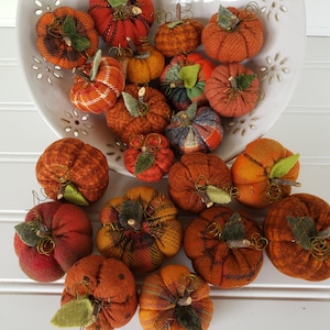 Flannel Woolies Pumpkins: Primitive Fall Home Decor - Set of 6