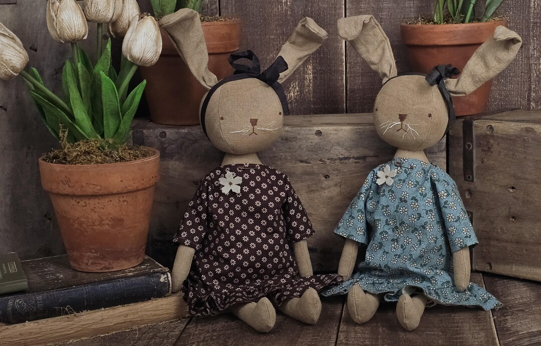 Primitive Rabbit Spring Primitive Spring Bunny Home Decor - Farmhouse Easter Tiered Tray Decor ...